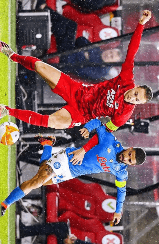 幕后管理层 幕后管理层