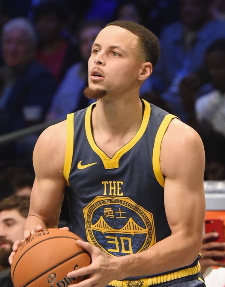 是巨大的 是巨大的