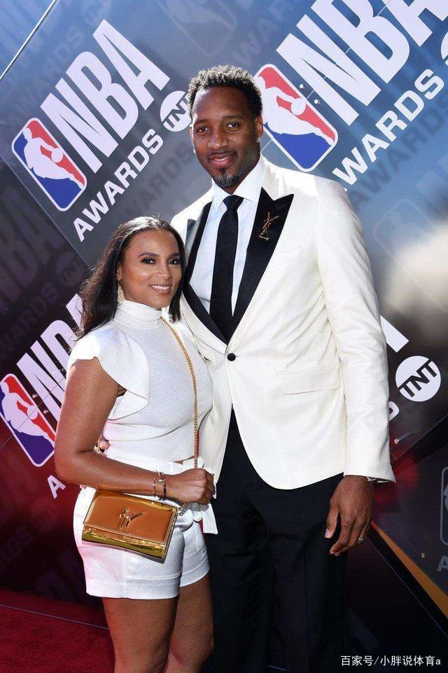 显示双方在 显示双方在