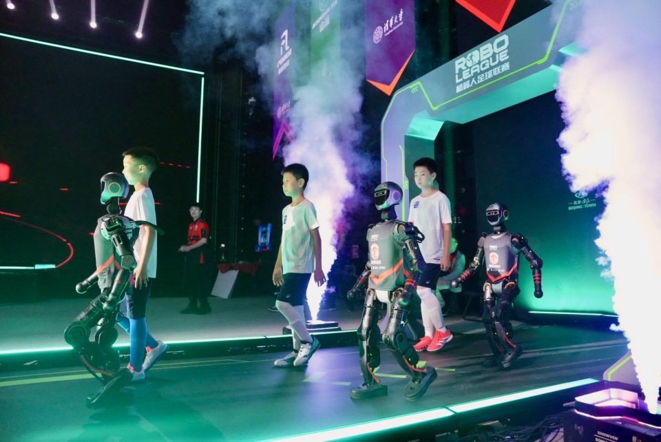 星时尤为关 星时尤为关