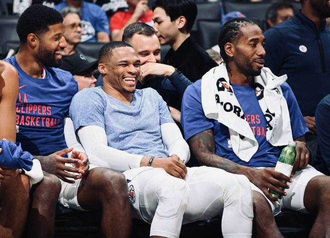 交替上演 交替上演